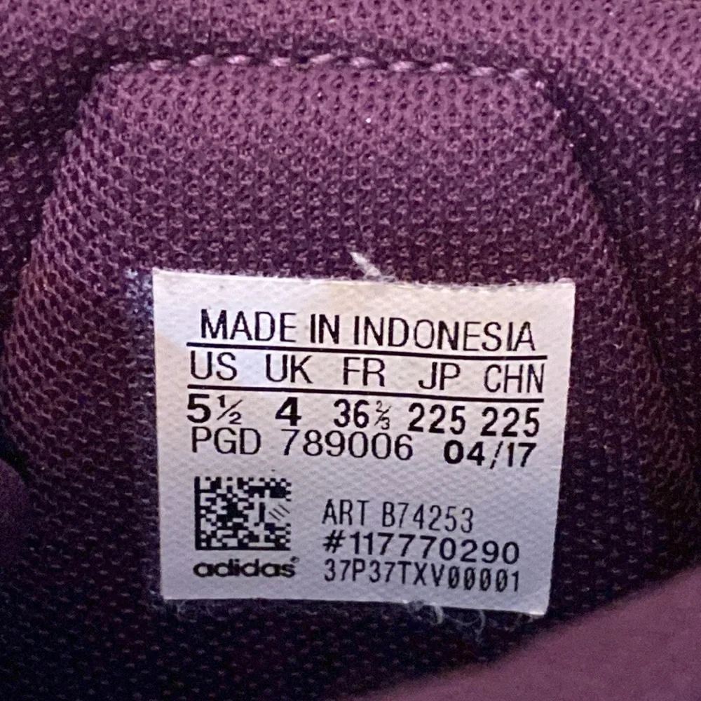 Purple Adidas neo ankle suede shoes - Picture 9 of 12